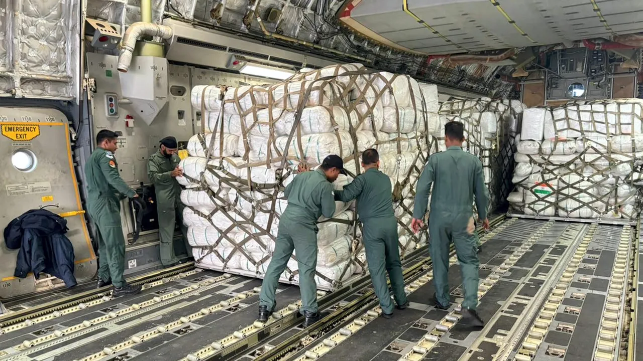 India's humanitarian aid for the people of Palestine departs for Egypt