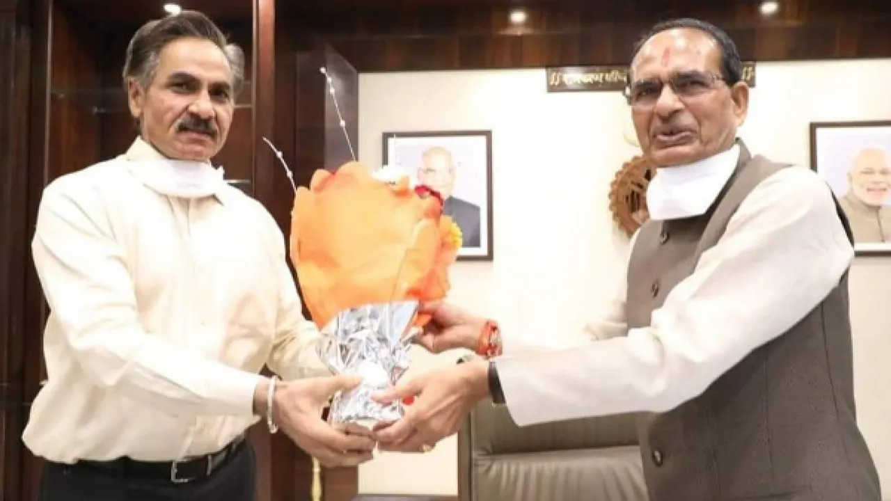 MP Chief Secretary Iqbal Singh Bains Shivraj Singh Chauhan