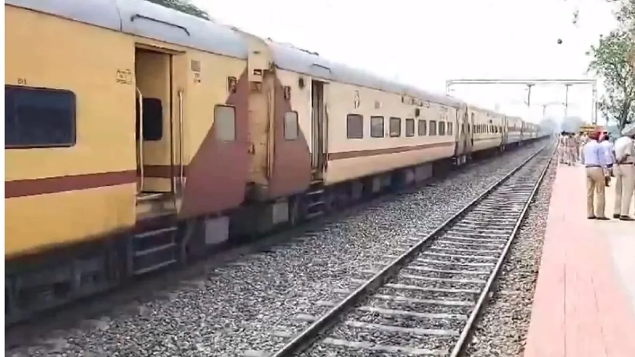 Somnath Express Bomb Threat
