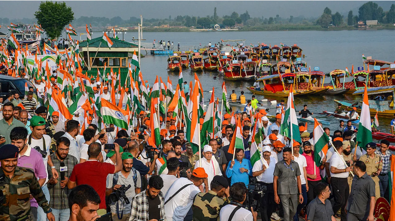ammu and Kashmir Lt. Governor Manoj Sinha during a 'Tiranga' rally ahead of the upcoming 77th Independence Day, on the banks of Dal Lake in Srinagar on Sunday, Aug. 13, 2023.