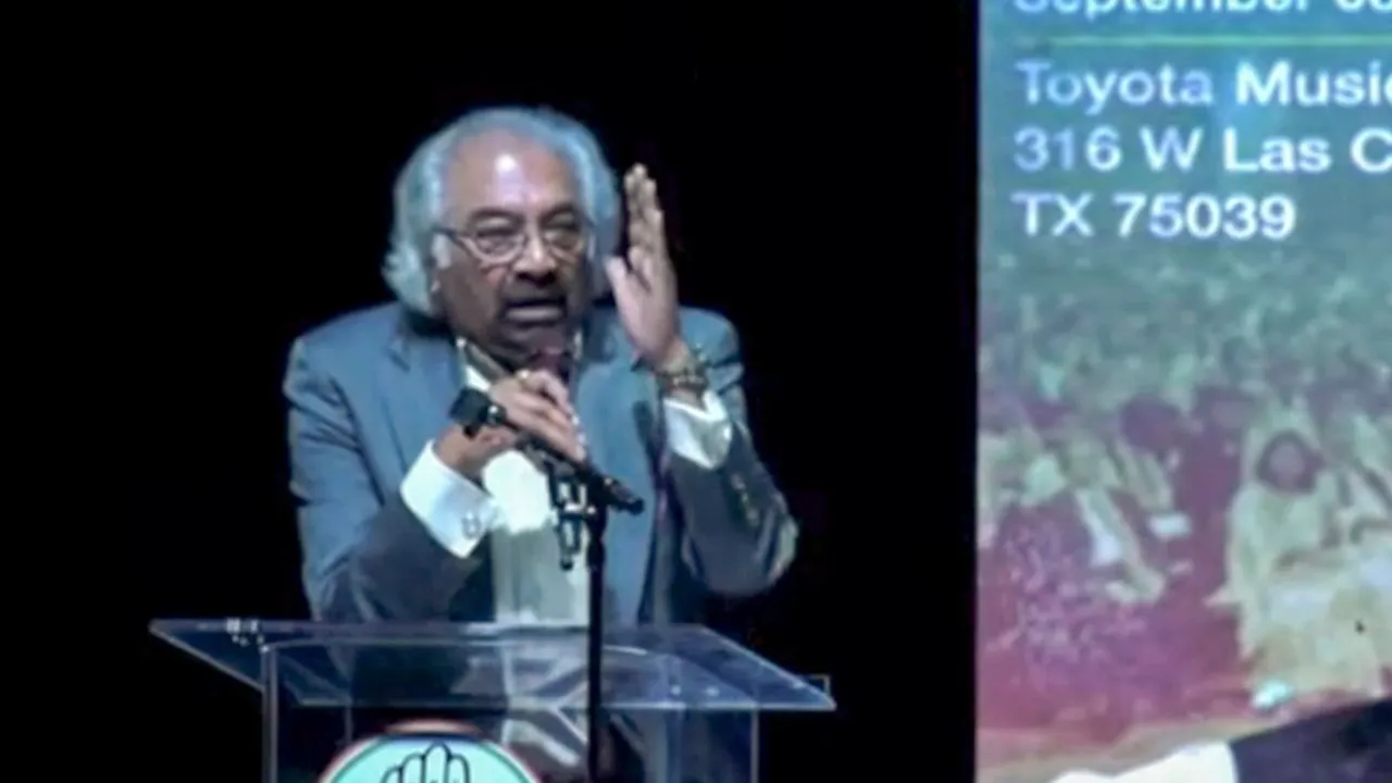 Indian Overseas Congress Chairman Sam Pitroda addresses the Indian Diaspora during Rahul Gandhi's visit, at Dallas in Texas, USA.