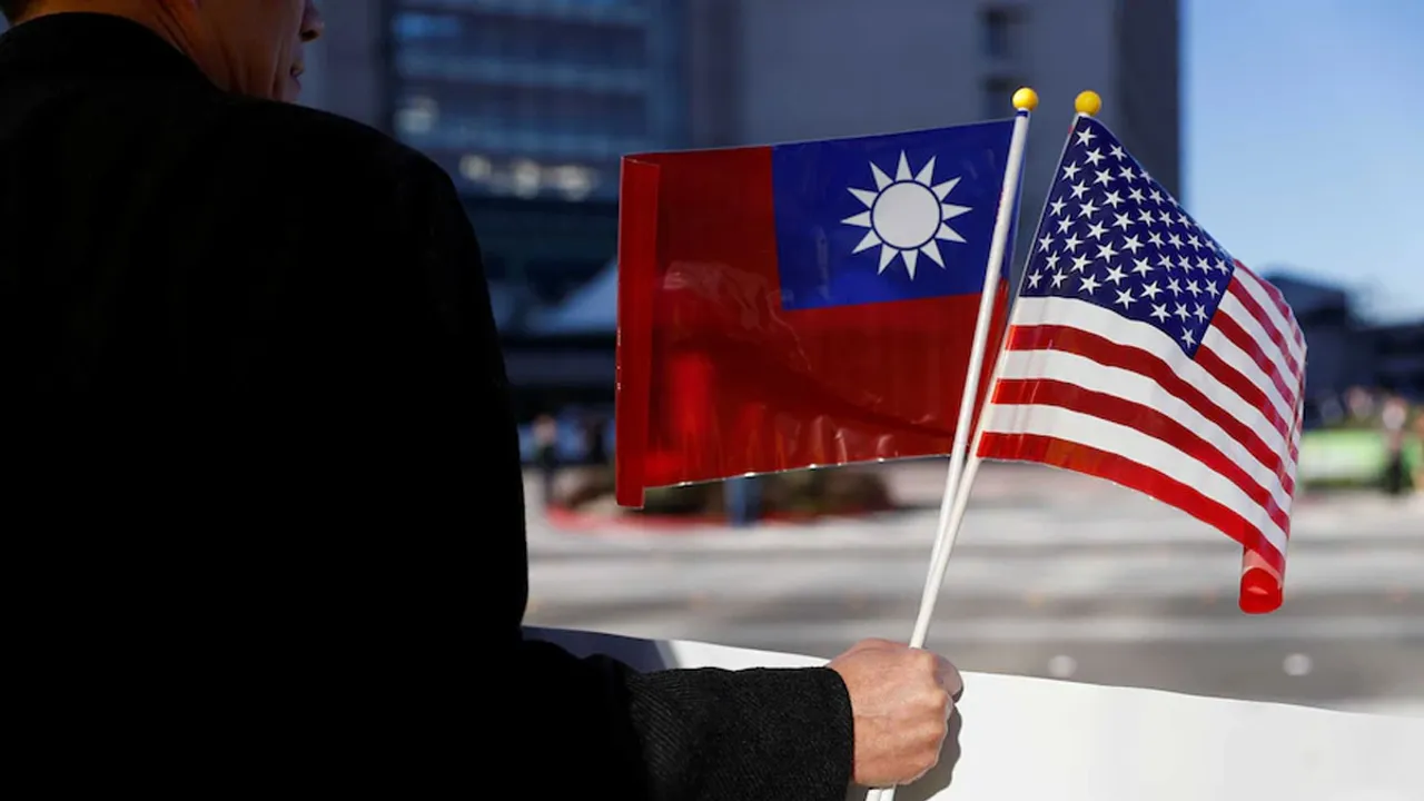 United States and Taiwan Flags.jpg