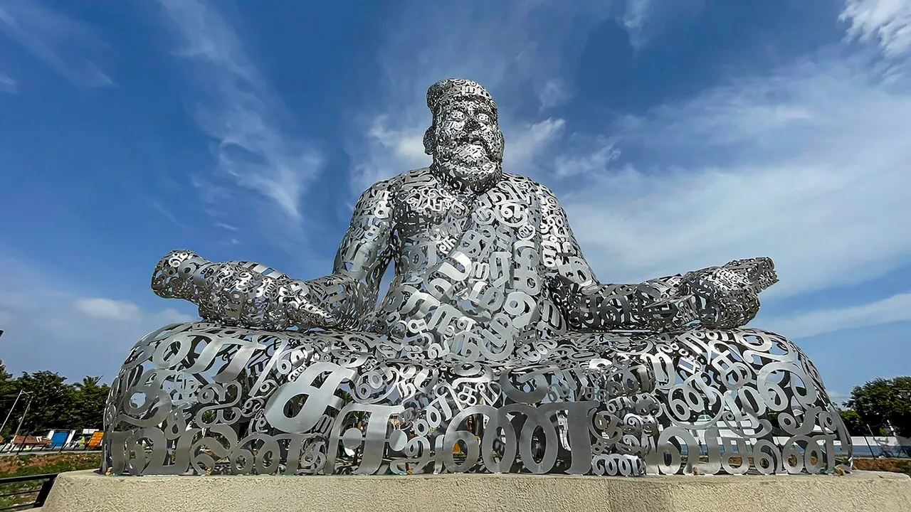 A 25-ft high statue of legendary Tamil poet Thiruvalluvar installed near Kurichikulam lakefront as part of a Smart City project, in Coimbatore
