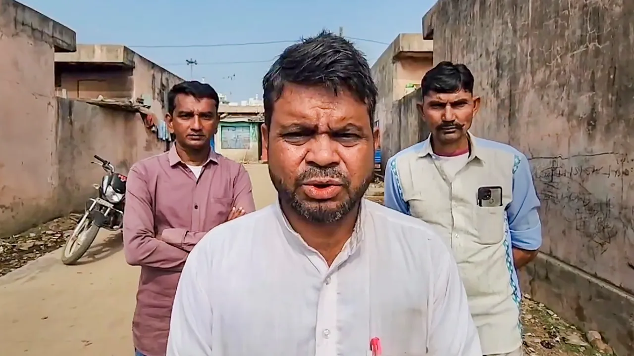 Abdul Razzaq Mansuri, a witness in the 2002 Bilkis Bano case, addresses the media regarding the case, in Dahod, Gujarat