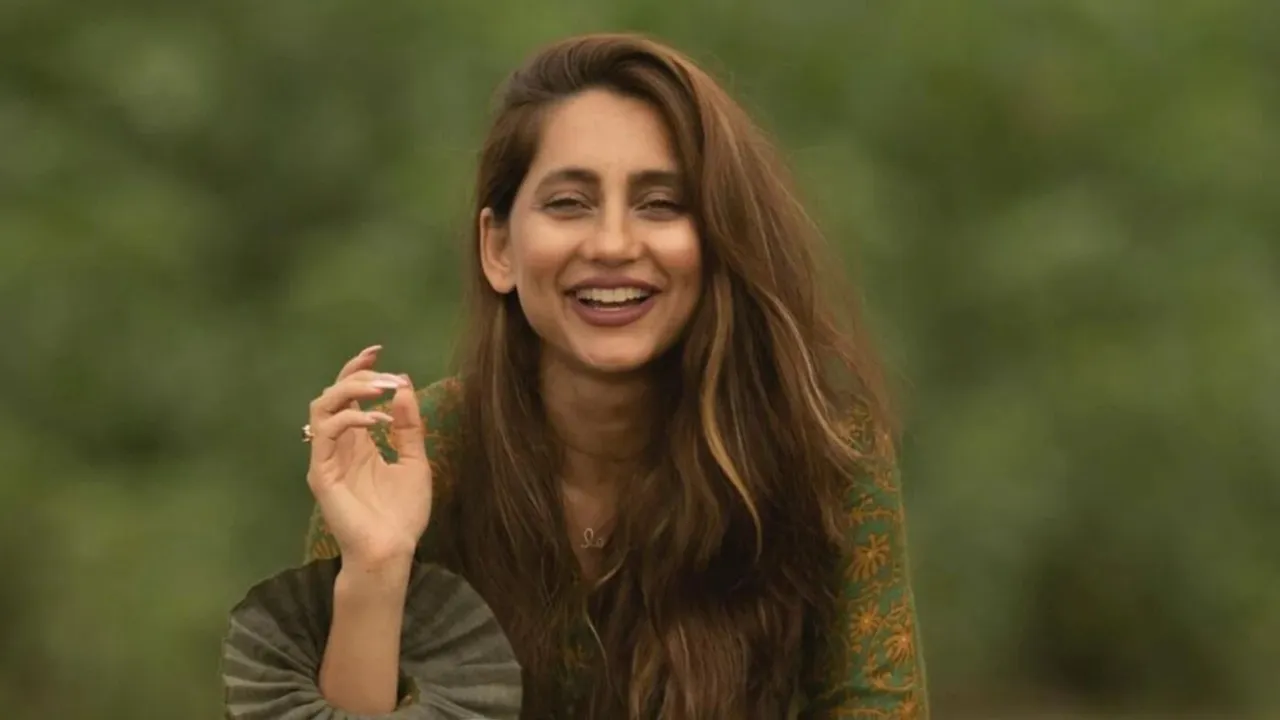  Anusha Dandekar.jpg