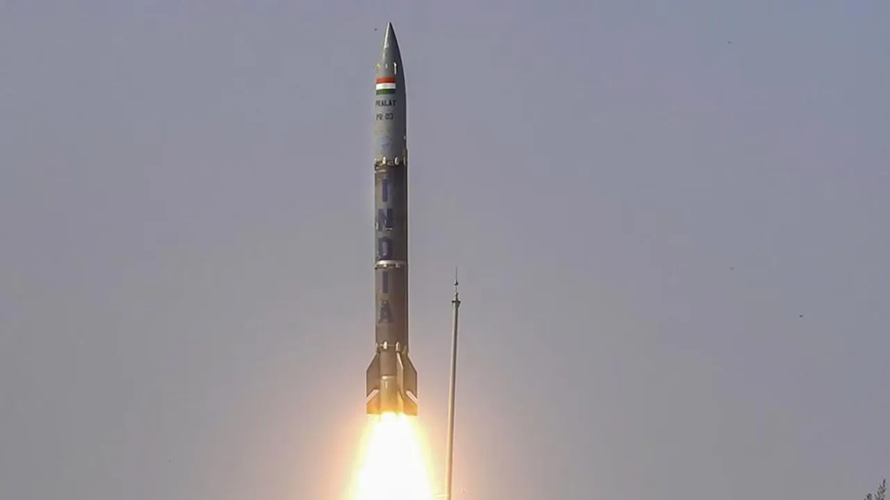 Pralay missile.jpg