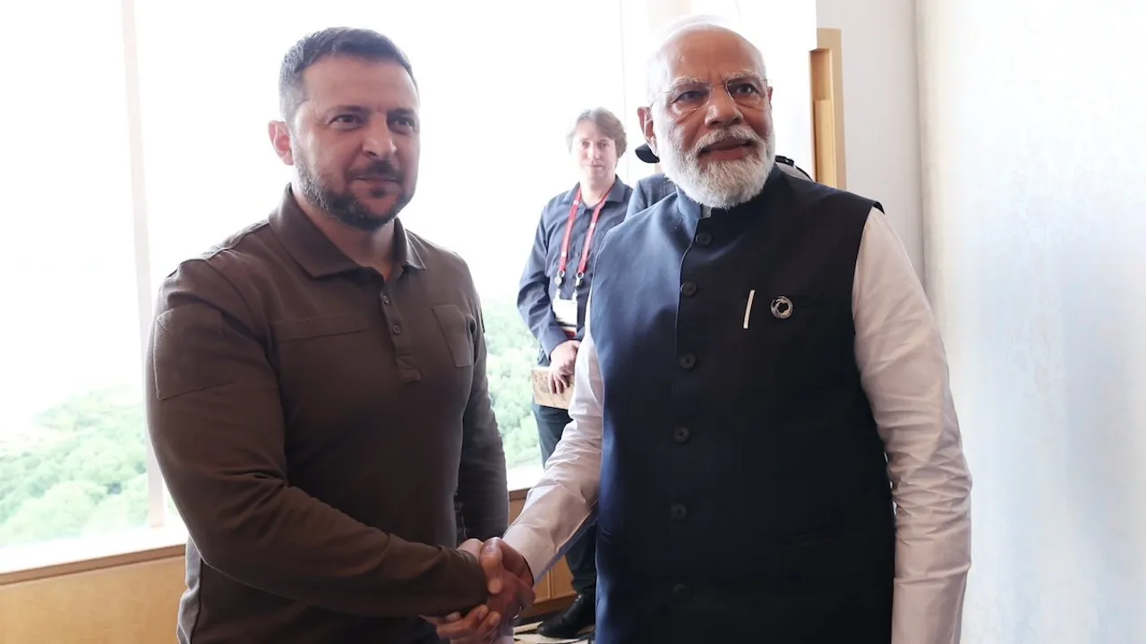 Volodymyr Zelenskyy and Narendra Modi in Hiroshima