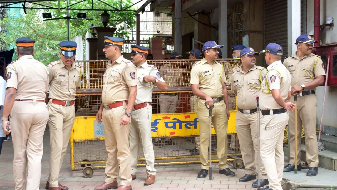 mumbai police Maratha reservation.jpg