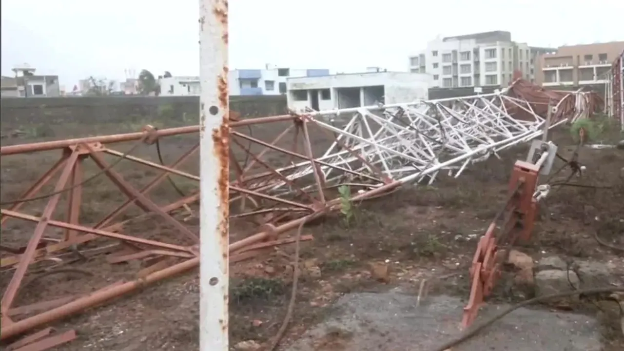Akaswani Tower Dwarka Cyclone Biparjoy