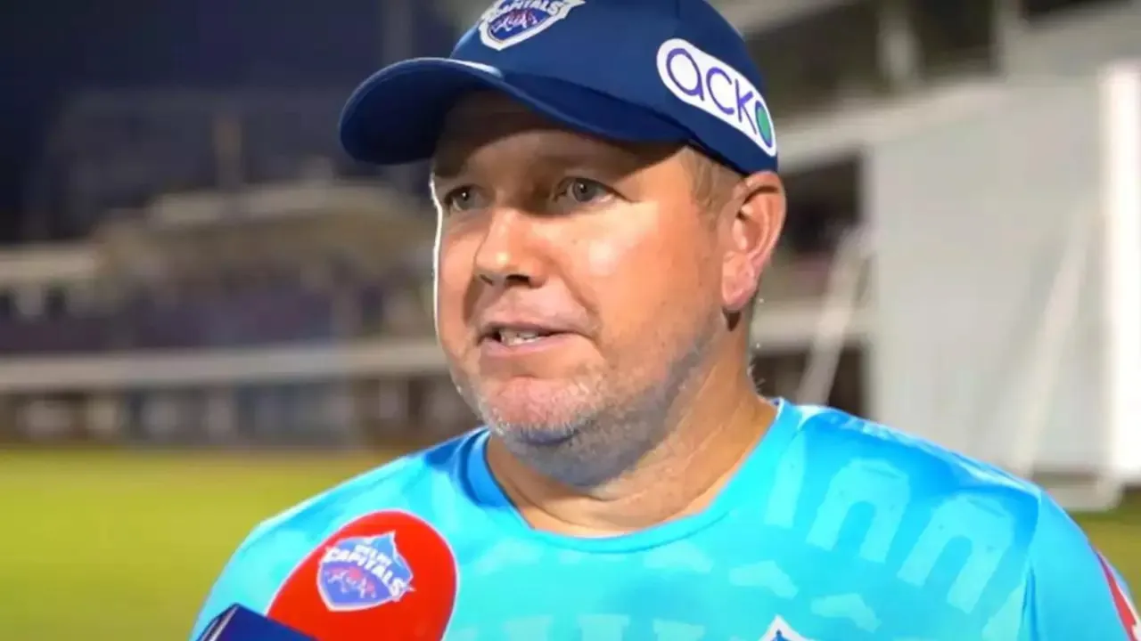 Delhi Capitals bowling coach James Hopes (File image)