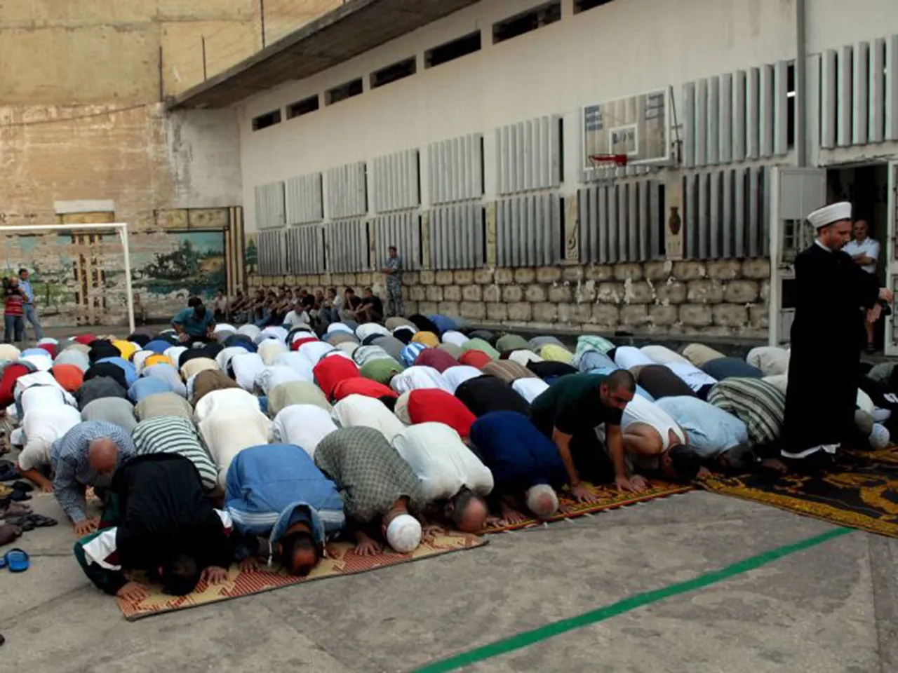 Eid prayers in jail.jpg