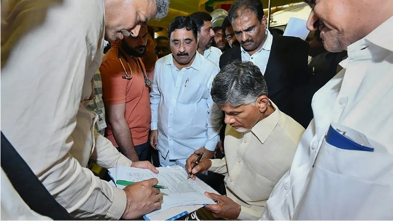Former Chief Minister and Telugu Desam Party chief N Chandrababu Naidu being arrested by the CID in a corruption case at Gnanapuram, in Nandyala town