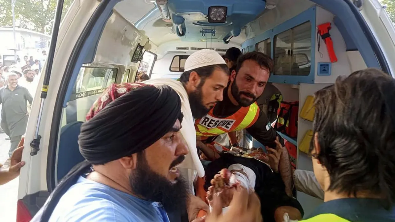 Pakistan suicide blast