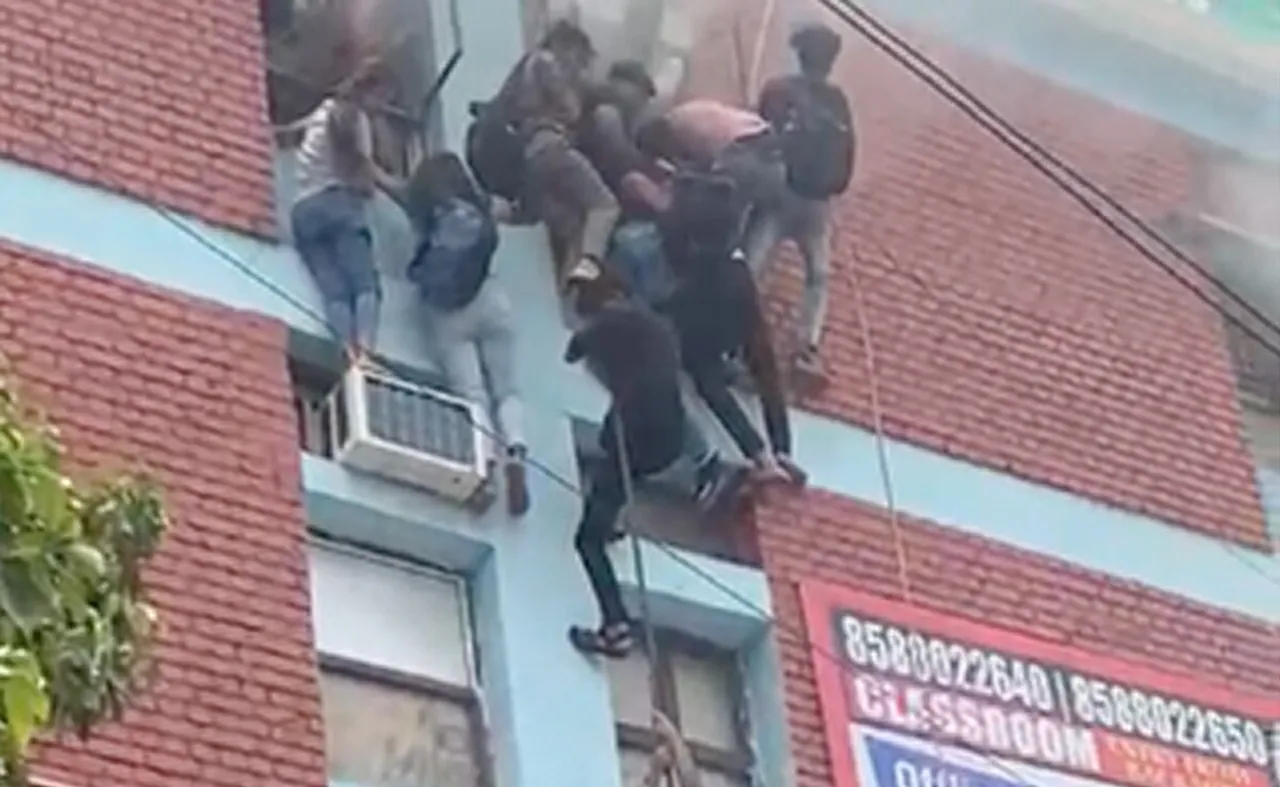 Mukherjee Nagar Fire