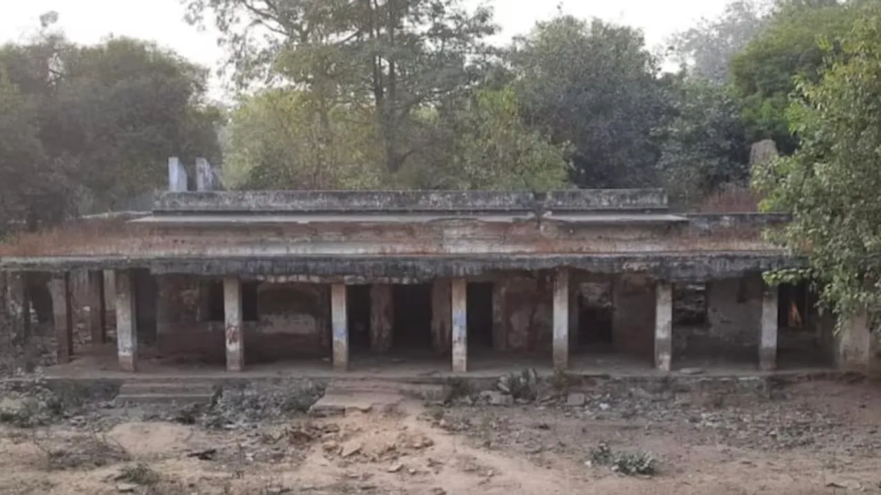 Jal Vihar monument demolition
