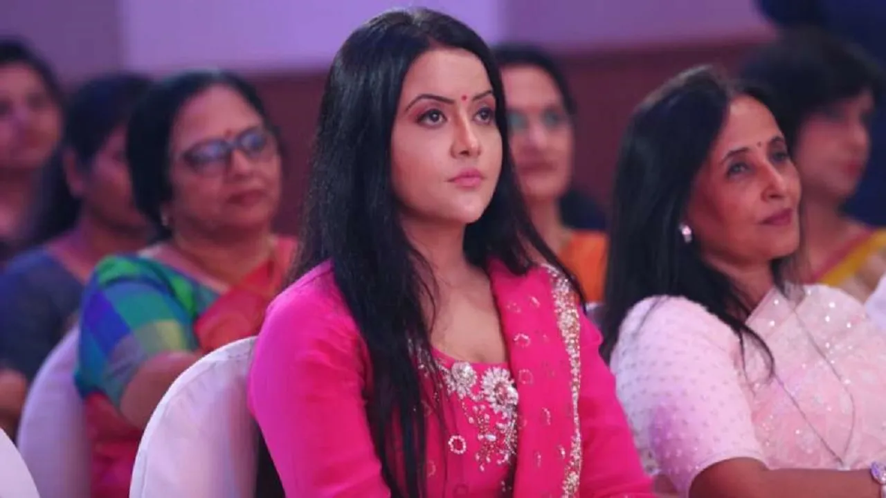 Amruta Fadnavis