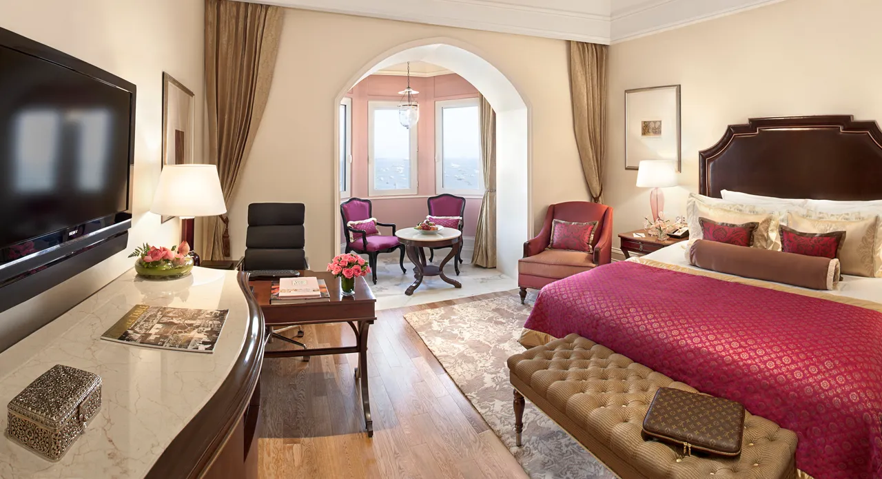 Luxury Bedroom.jpg
