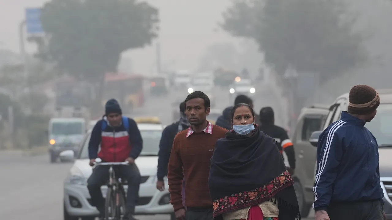 Cold weather in Delhi