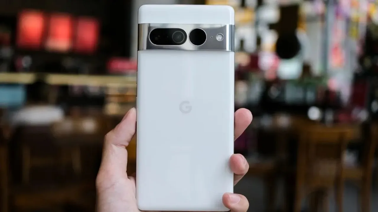 google pixel 8 pro.jpg