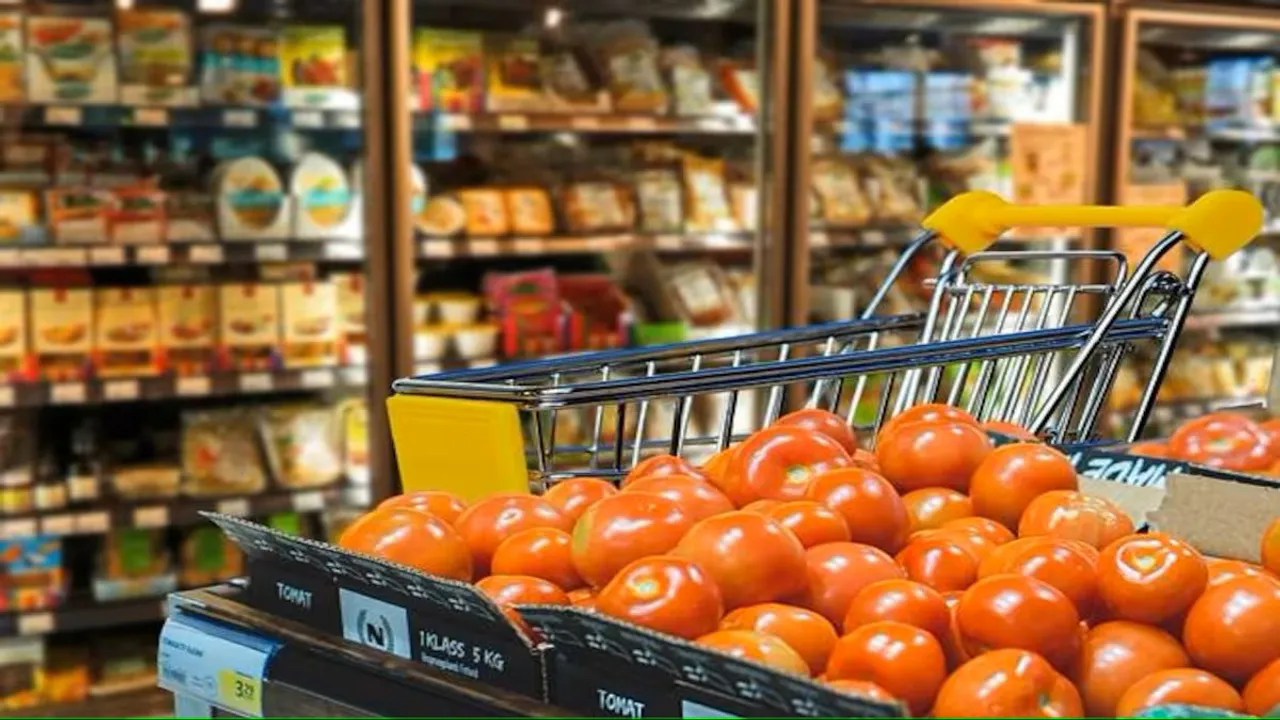 Tomato prices Supermart Vegetable Inflation