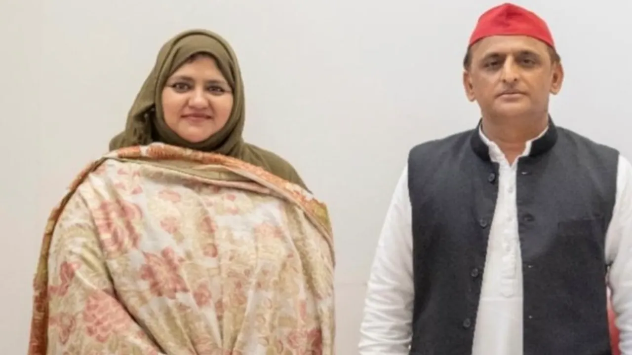 A file photo of Sumaiya Rana with Akhilesh Yadav