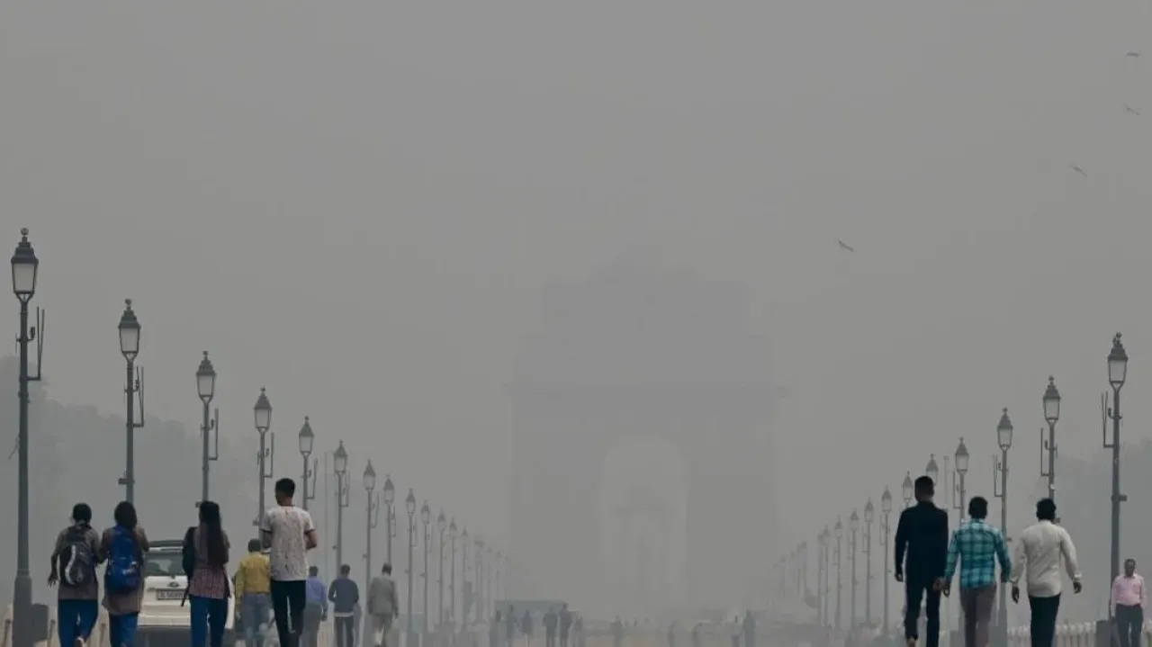 Haze India gate.jpg