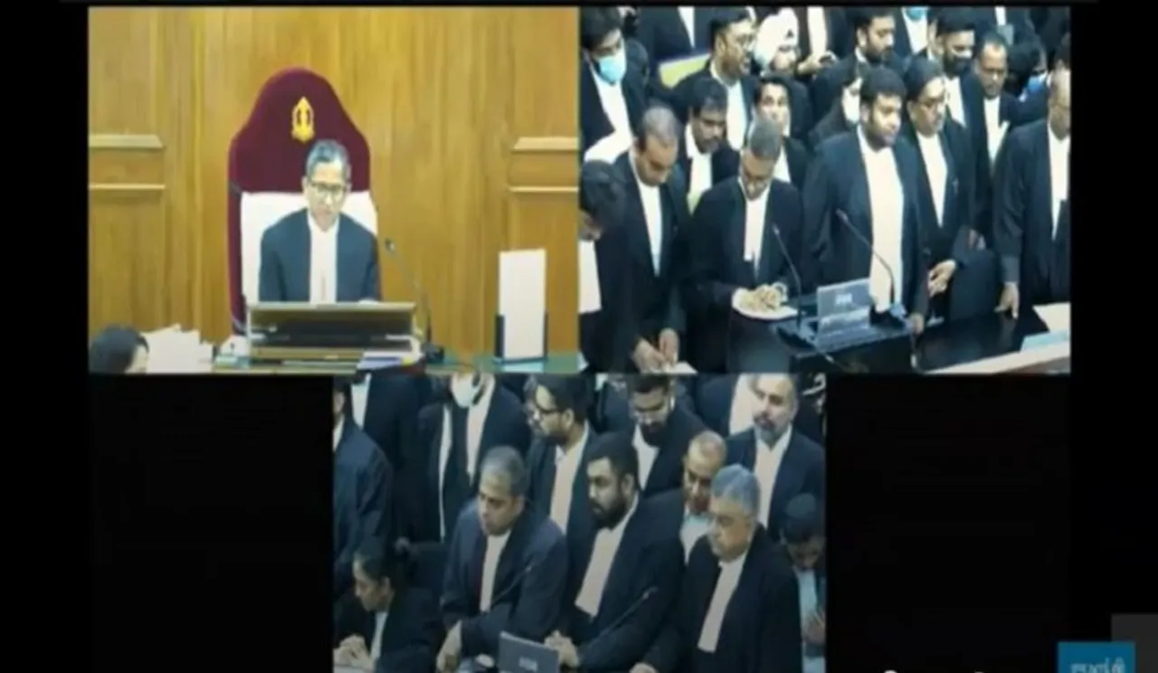 Still from live streaming