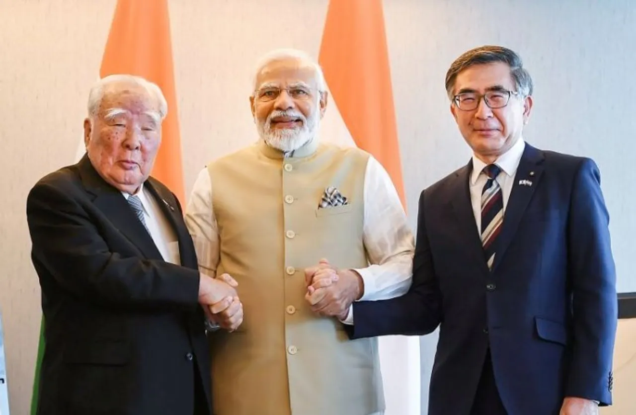 Prime Minister Narendra Modi on Monday met Suzuki Motor Corporation Advisor Osamu Suzuki