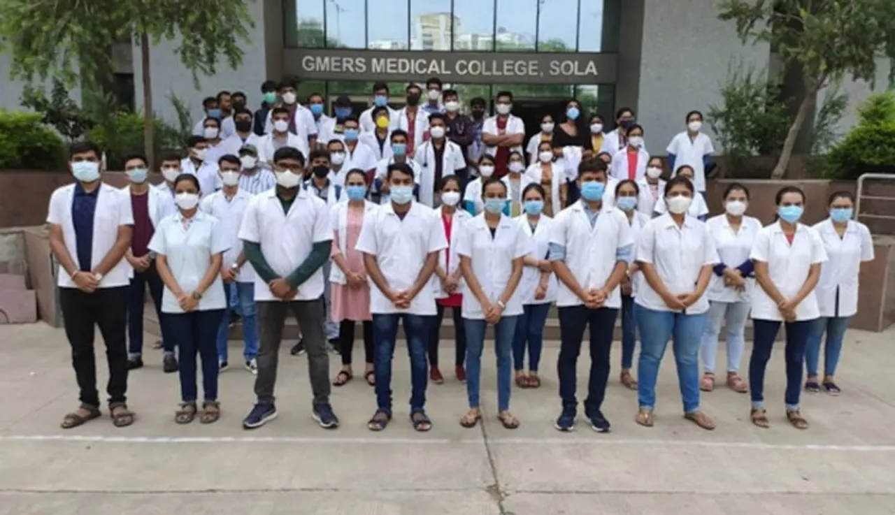 450 Gujarat Intern of three Gujarat Colleges have decided to go on a strike