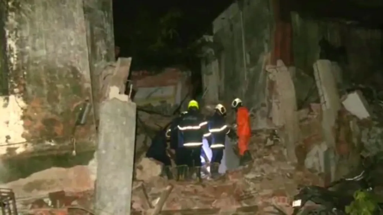 Four storey building collapses in Mumbai; 1 dead, 11 injured