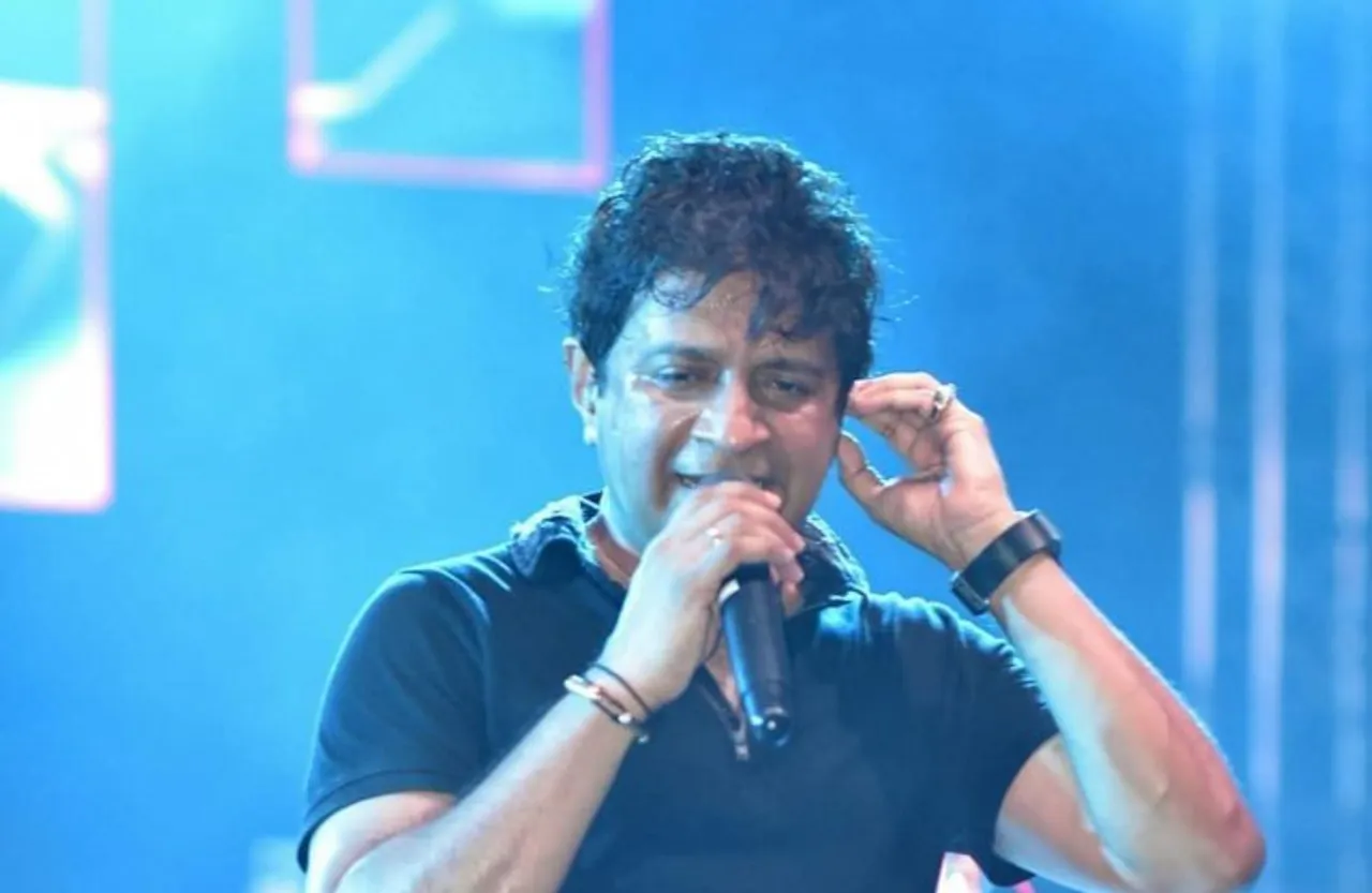 KK performing at a concert in Kolkata