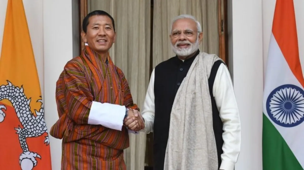 Indian Prime Minister Narendra Modi with Bhutanese counterpart Lotay Tshering (File photo)