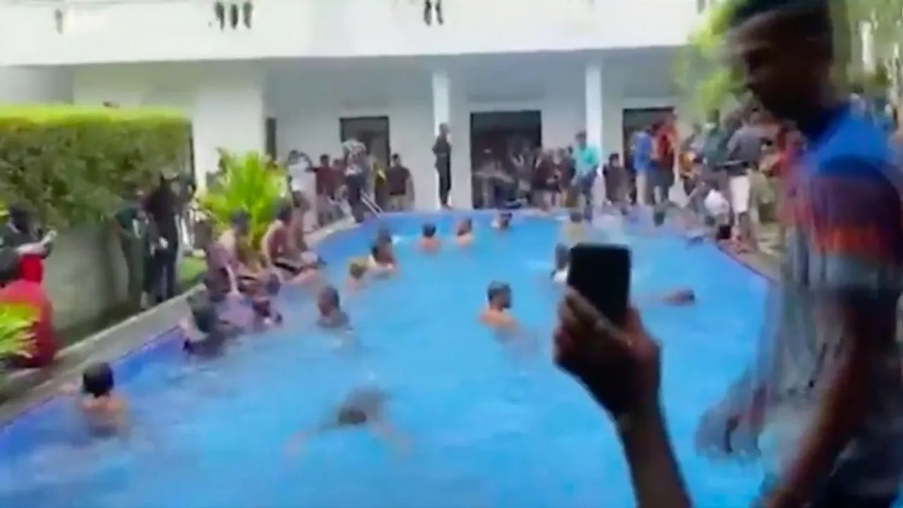 India stands with people of Sri Lanka as they continue to capture President's house