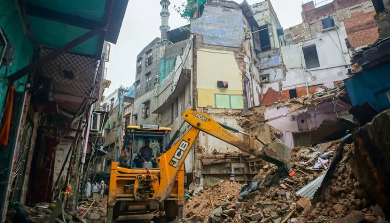 Lahori Gate building collapse: Death toll climbs to three