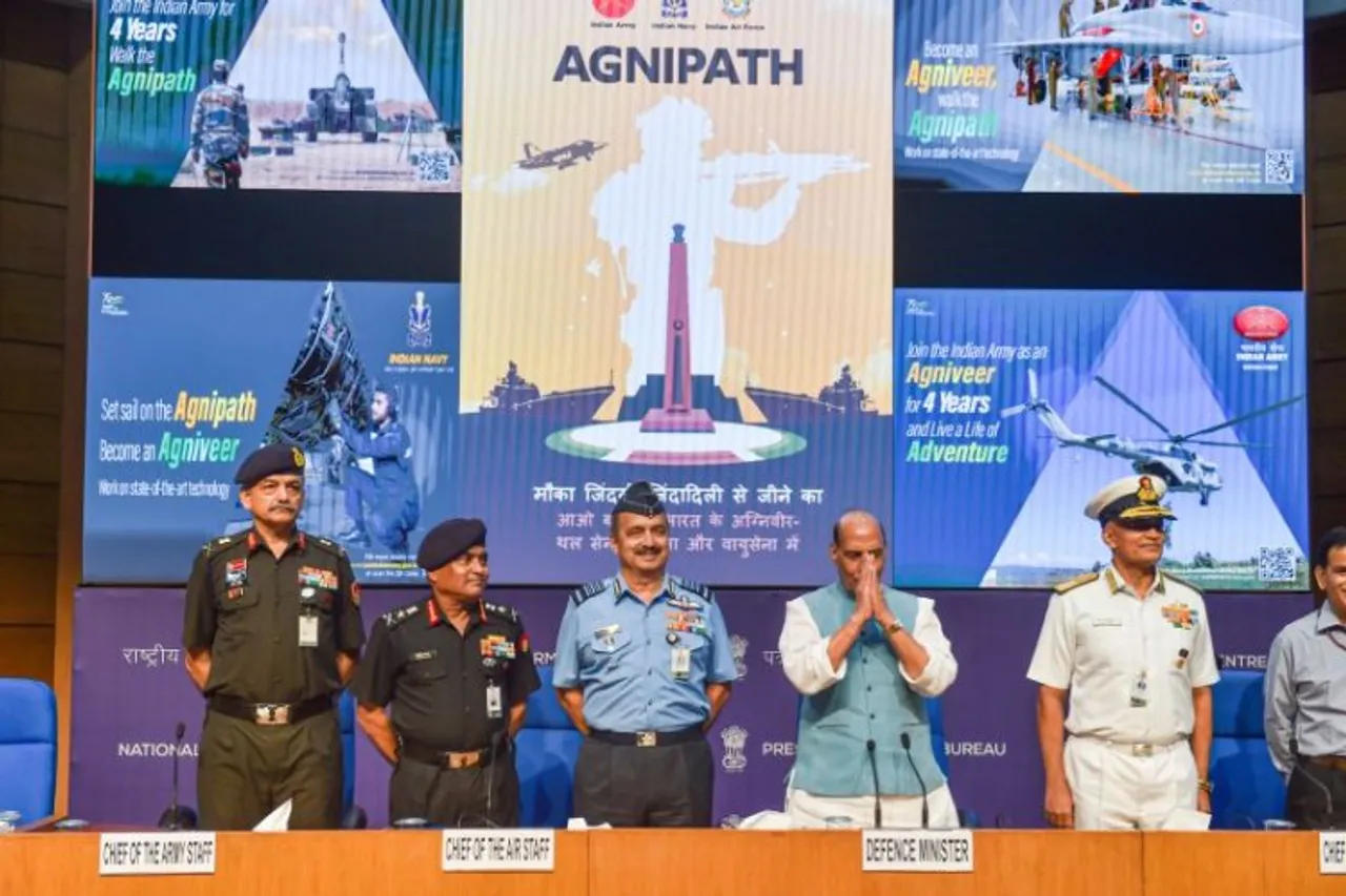Defence Minister Rajnath Singh With three services chiefs launching Agnipath recruitment scheme