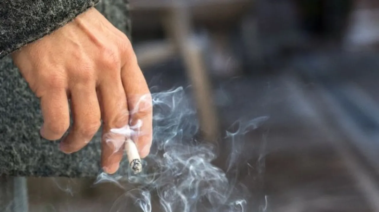 Second-hand smoke 10th biggest risk factor for cancer: Lancet study