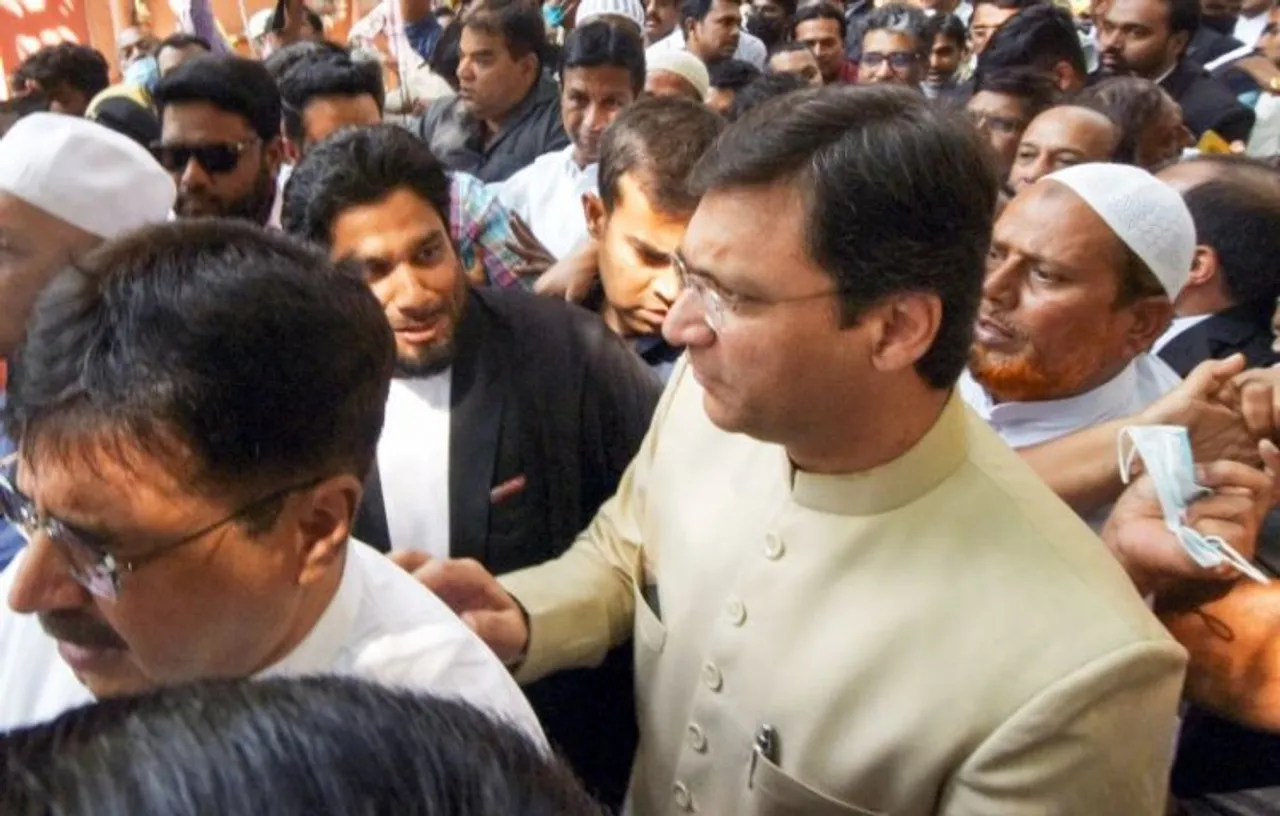  Akbaruddin Owaisi