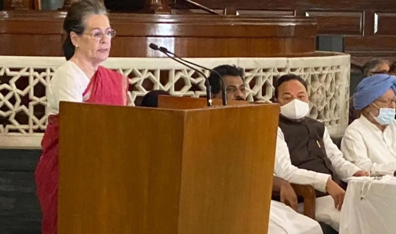 Sonia Gandhi addresses Congress Parliamentary Party meeting