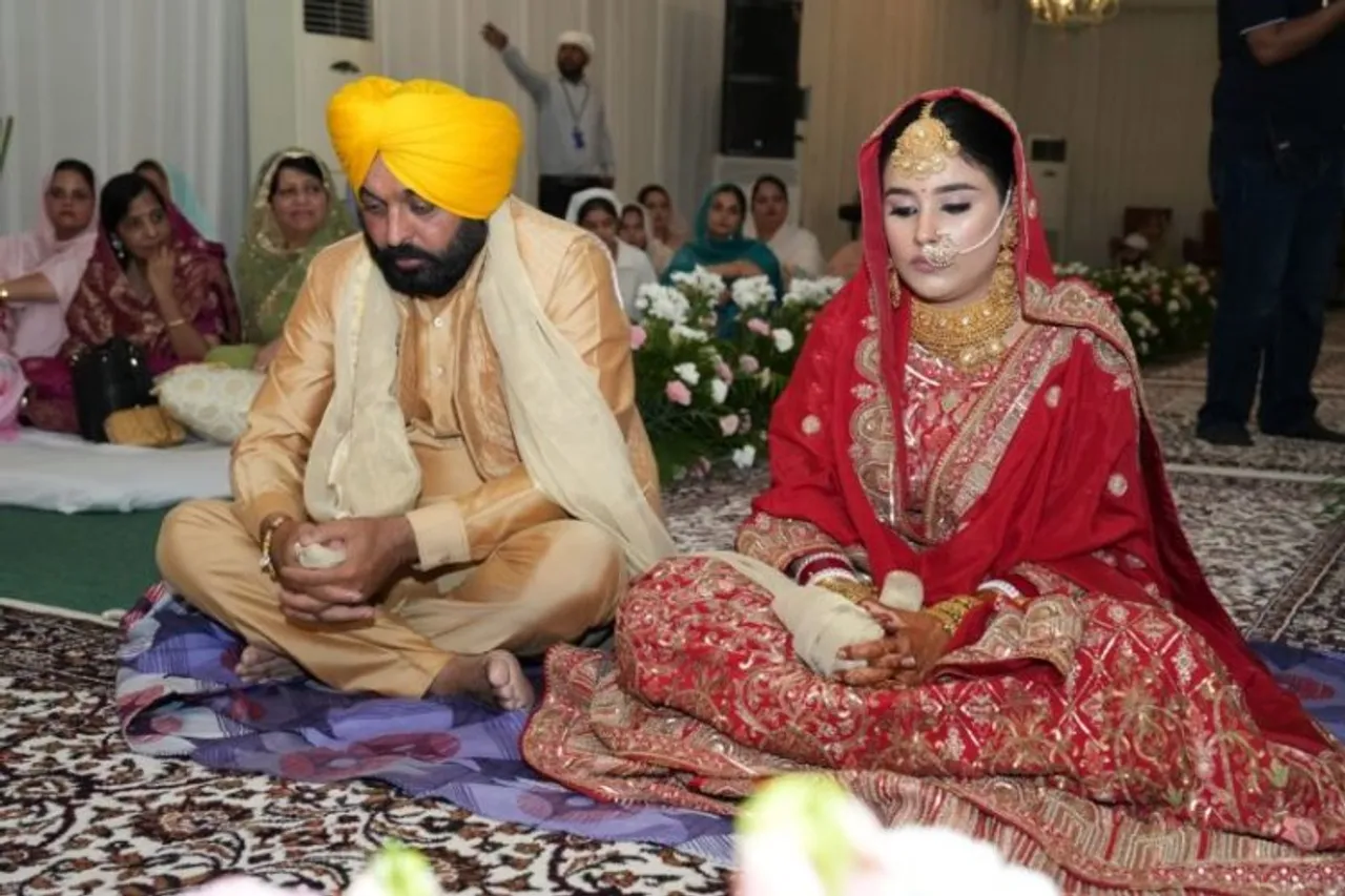 Bhagwant Mann and Gurpreet Kaur at their marriage ceremony
