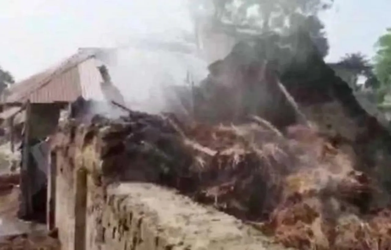 Eight charred bodies recovered from burnt houses in West Bengal village, 11 arrested
