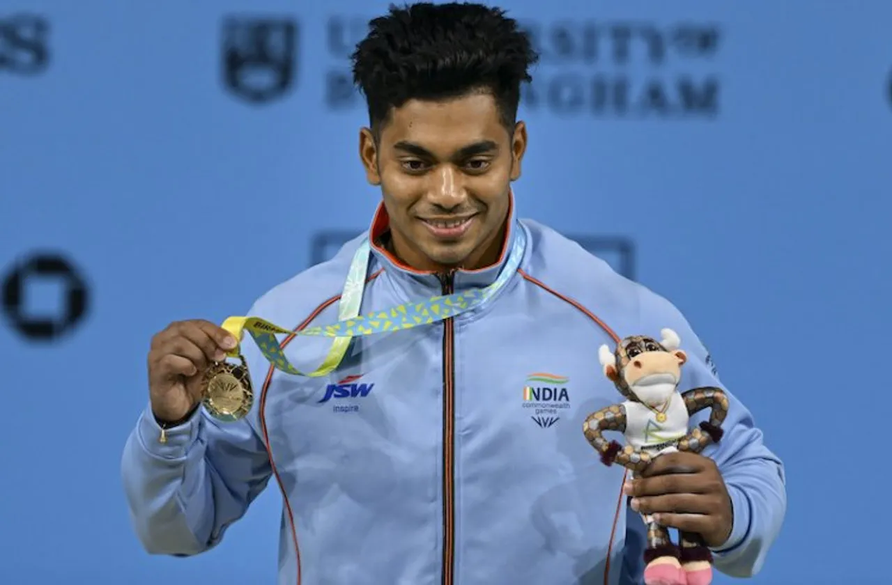 Achinta Sheuli wins gold