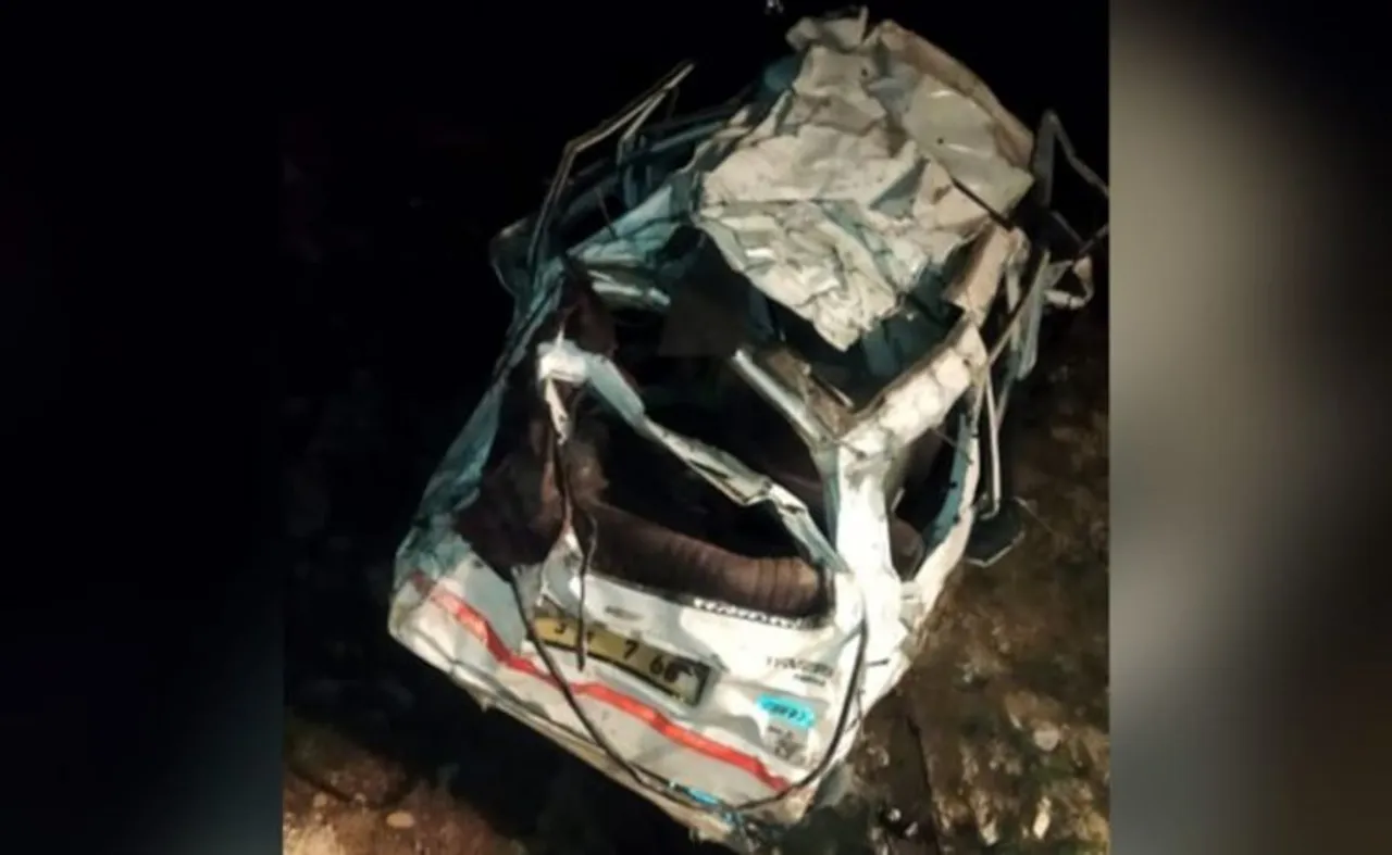 Cab rolled into a deep gorge on the Srinagar-Leh national highway in Jammu and Kashmir's Ganderbal district