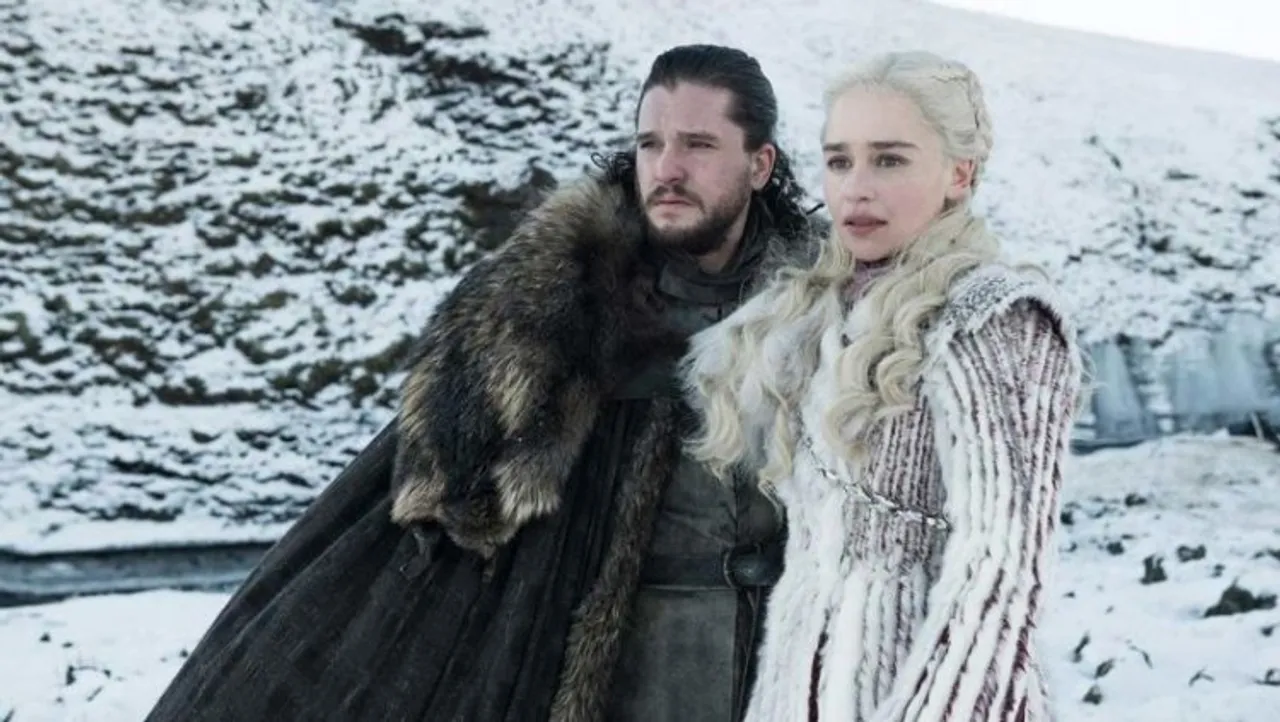 Actor Kit Harington and Emila Clarke from Game of Thrones