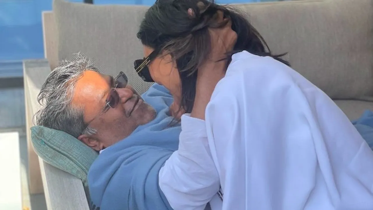 Intimate photo with Sushmita Sen shared by Lalit Modi on Twitter