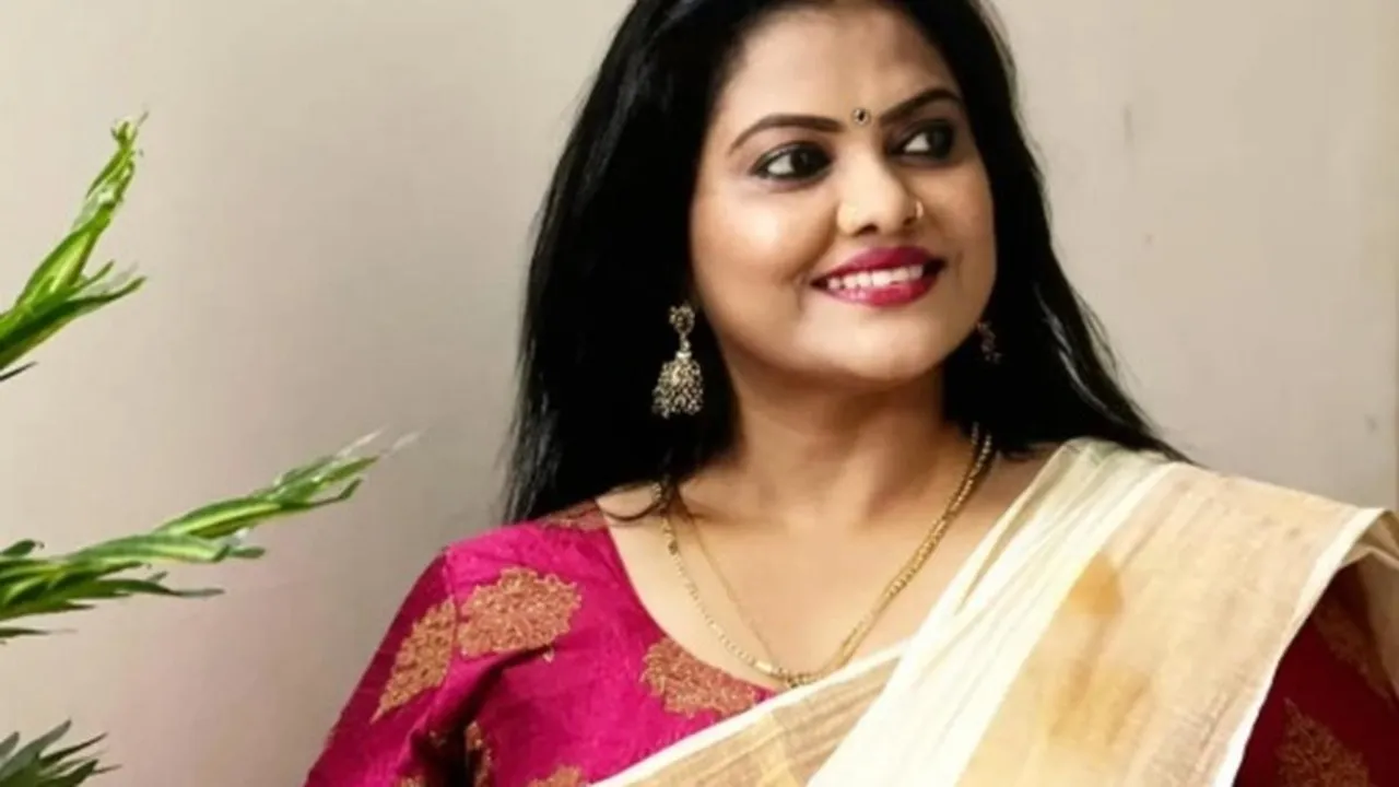 Minu Muneer (1)
