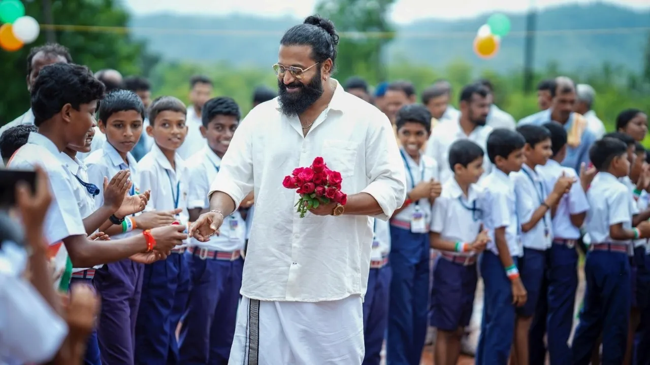 Rishab shetty (2)