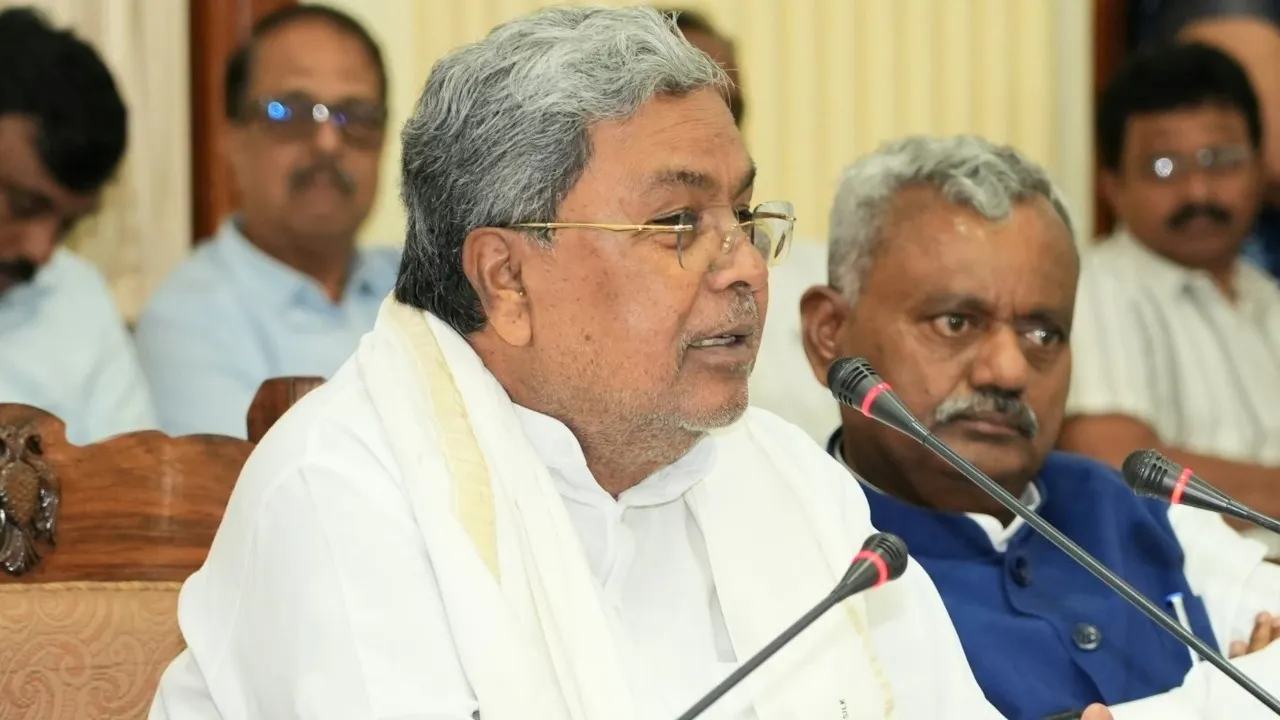 CM_SIDDARAMAIAH_ST_SOMASHEKAR