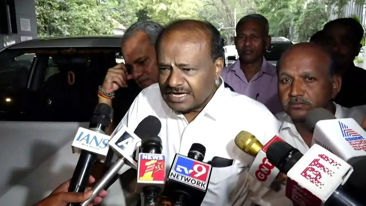 HD Kumaraswamy