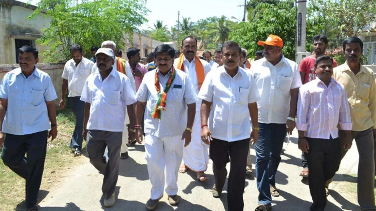 MANDYA BJP WORKERS LETTER TO KERALA CM