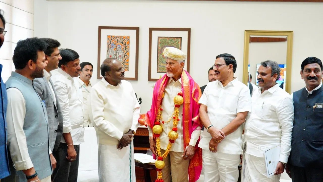 HDK AND CHANDRA BABU NAIDU MEETING (1)